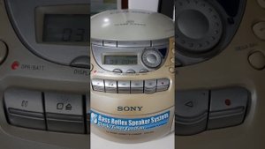 Sony CFD -E90 cd Andy Gibb