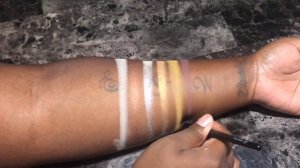 Harry Potter x Ulta Beauty ‘Hufflepuff’ Eyeshadow Palette  - LIVE SWATCHES | WOC