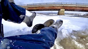Провалился под лёд на зимней рыбалке! Зимняя ловля на реке со льда