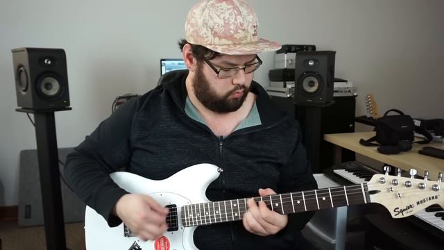 Squier FSR Bullet Mustang - BEST Guitar under $200!!! смотреть онлайн