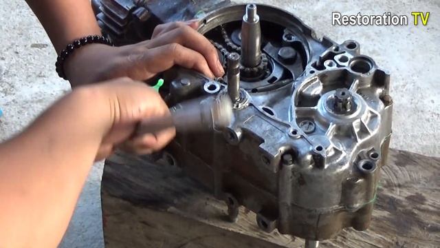 Restoration abandoned Honda cub C50 motorbikes 52 years - full смотреть онлайн