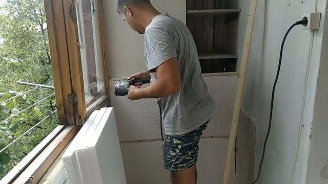 Самая быстрая отделка балкона панелями МДФ своими руками. Quick finishing of the balcony
