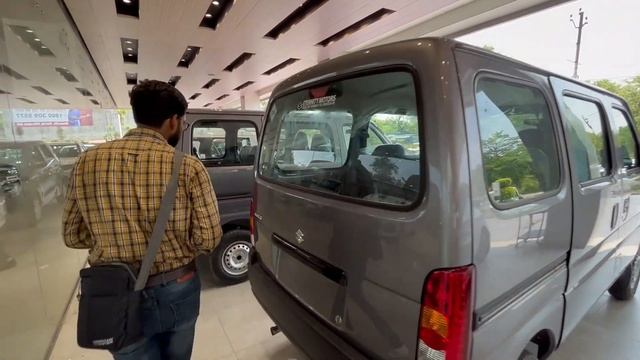 Maruti Suzuki Eeco CNG 2023 !! Full Walkaround Review !! CarX Honey смотреть онлайн