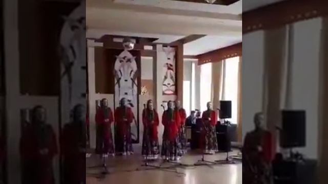 "На опушке леса старый дуб стоит" .Ведущий ансамбль  "Родная песня"#патриотическаяпесня