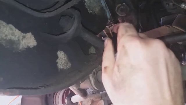 Стук при повороте руля на ниве шевроле. смотреть онлайн