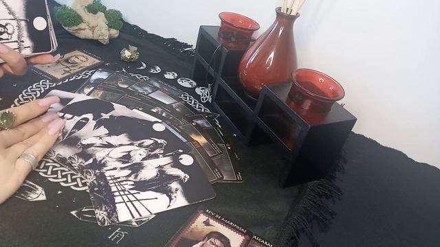 4 Короля: Его Мысли о Вас и Что бы Он Хотел Сказать Вам Сейчас?!. смотреть онлайн