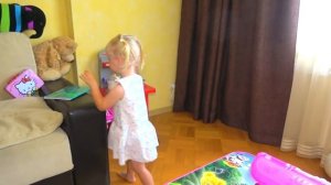 СОФИЯ СТАЛА УЧИТЕЛЕМ для брата. СОФУНЬЯ ШАЛУНЬЯ