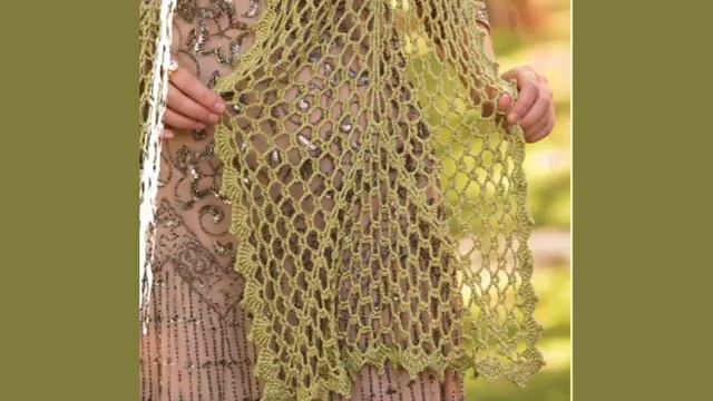 Вязание крючком.Шаль Сирена. смотреть онлайн