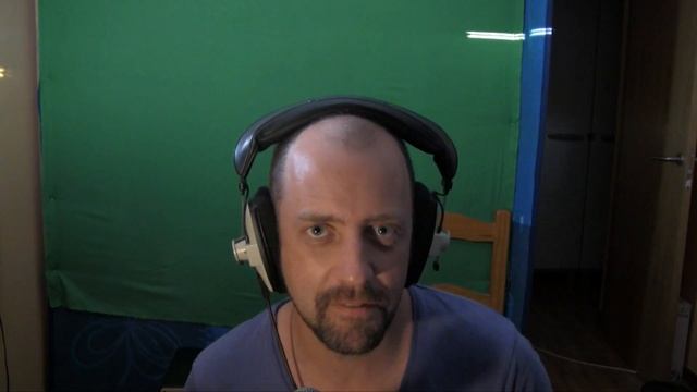 DESTROYING A VOCAL WITH PITCH CORRECTION смотреть онлайн