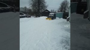 Самодельная лопата из бочки на уаз. Уборка снега