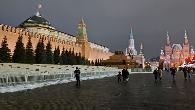 Сейчас в Москве.
