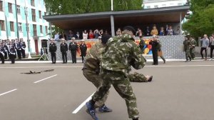 Показательные Черные береты