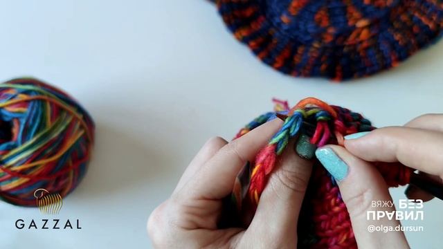 БЕРЕТ СПИЦАМИ ПО СПИРАЛИ. ПОПЕРЕЧНОЕ ВЯЗАНИЕ