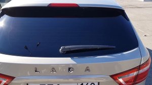 LADA VESTA SW CROSS замен заднего стекло очистителя( дворника)