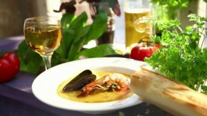 Рецепт испанского рыбацкого супа с морским чертом