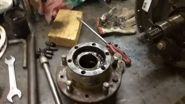 УАЗ 31512 моя история #53 как снять поворотный кулак УАЗ смотреть онлайн