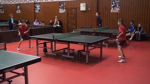 Соломенник Артем - Селюченко Саша 5 сет чемп. г.Киева настольный теннис