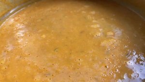 Вкуснейший сливочный крем суп из батата. Ну не выбрасывать же пюре.