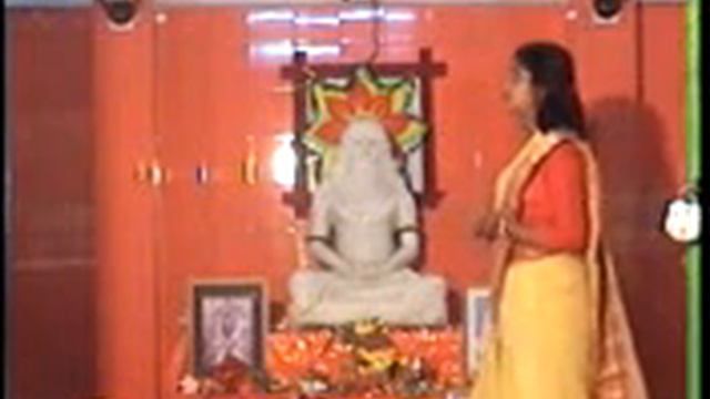 এসেছে ঠাকুর দয়ানন্দ...(সংরক্ষণ )় смотреть онлайн