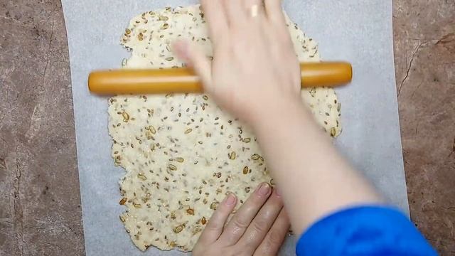 Самое Вкусное и Полезное Зерновое Печенье . Зерновые Крекеры с Семечками смотреть онлайн