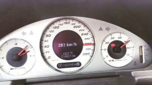 Мерседес AMG 320 km/h максимальная скорость 320 км час