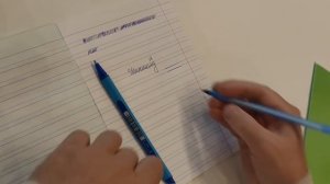 Как правильно держать ручку при письме чтобы красиво писать.