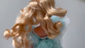 Распаковка и обзор куклы Barbie Dream Fantasy. Самая нежная Барби 90-х