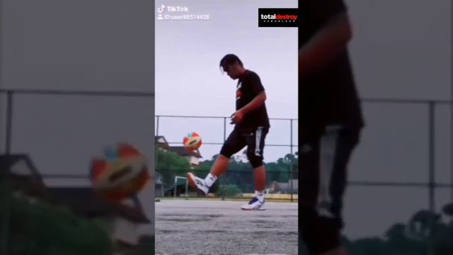 Juggling Skills Diego Armando Maradona Joga Bonito (Tik Tok)