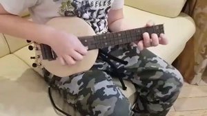 Такого вы не слышали! Превратил укулеле, напечатанную на 3D-принтере в электроукулеле