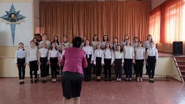 "Русь называют Святою" в исполнении старшего хора "Соловушка" смотреть онлайн