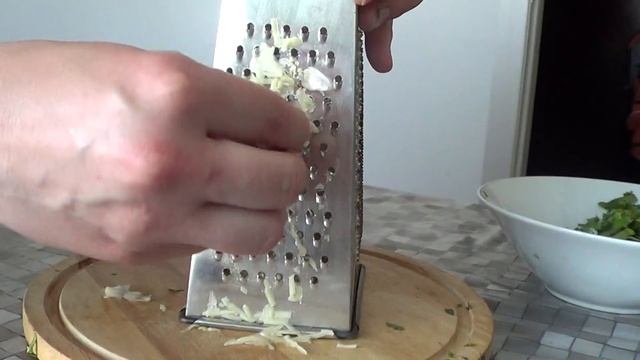 Сметанно-чесночный соус с зеленью... Подойдет к любому блюду. смотреть онлайн