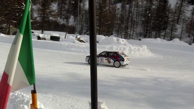 In pista a Pragelato смотреть онлайн