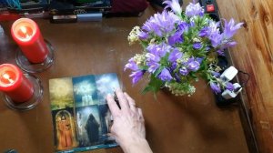 Что происходит в его доме