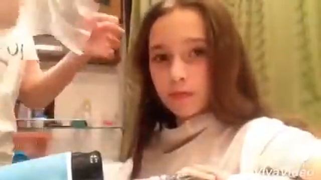 КРАШУ ВОЛОСЫ В СИНИЙ ЦВЕТ/I PAINT MY HAIR IN BLUE смотреть онлайн