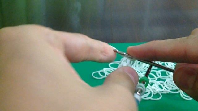 Пляжный Мячик из резинок на крючке смотреть онлайн