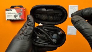 Unboxing the NEW HyperX Cloud Earbuds II