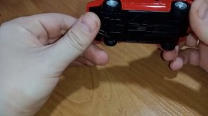Распаковка моделей Ferrari F40 и Lamborghini countach.mp4