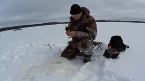 выезд на озеро весной.