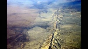 Чудеса природы. Необычные формы рельефа. Н.В.Короновский