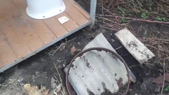 Бочка для выгребной ямы туалета. Не делайте это! смотреть онлайн