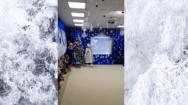 Новогодний праздник в садике. Юра КЛОУН