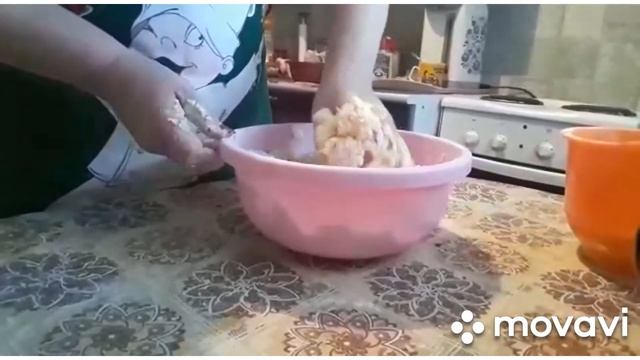 простое песочное печенье.  С маковой начинкой.