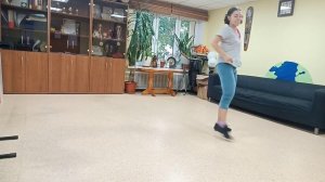 Московский бит. Стилизованная схема линейного танца "Кумбия".