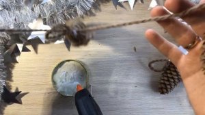 Новогодняя гирлянда из шишек своими руками