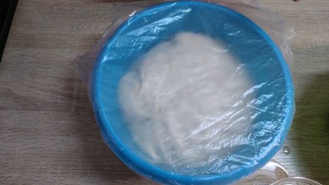 Пирожки из дрожжевого теста во фритюре. смотреть онлайн