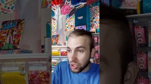 МЫЖСЕМЬЯ В МАГАЗИНЕ СЛАДОСТЕЙ