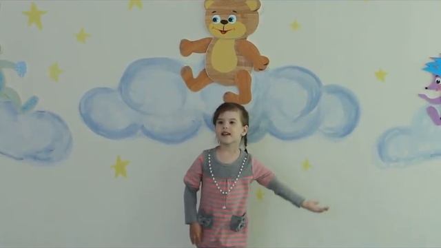 "Планеты зеленое платье", Ф. И. Тютчев, читает София Габриелян, 4 года.