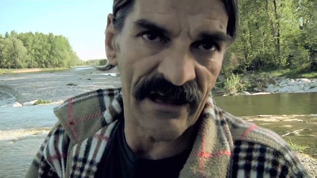 Tra i quali di Alberto Valtellina  Il trailer