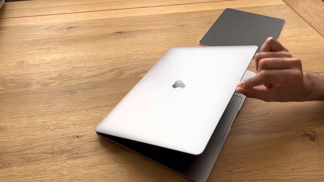 Why I Bought the MacBook Air M1 (Base Model) смотреть онлайн
