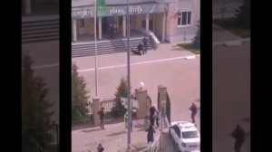 ️Казань, школа №175 неизвестный открыл стрельбу, есть погибшие и раненые. Нападавший задержан.